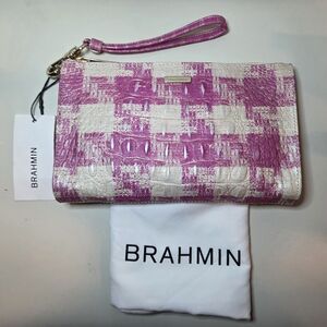NWT Brahmin Empower Sakura Pink Daisy Wristlet Clutch w Dustbag & EYE